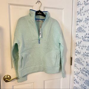 NWT Vineyard Vines Pullover XS
